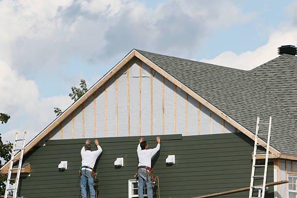 Professional Siding Installation technician working in Mount Vernon, OH